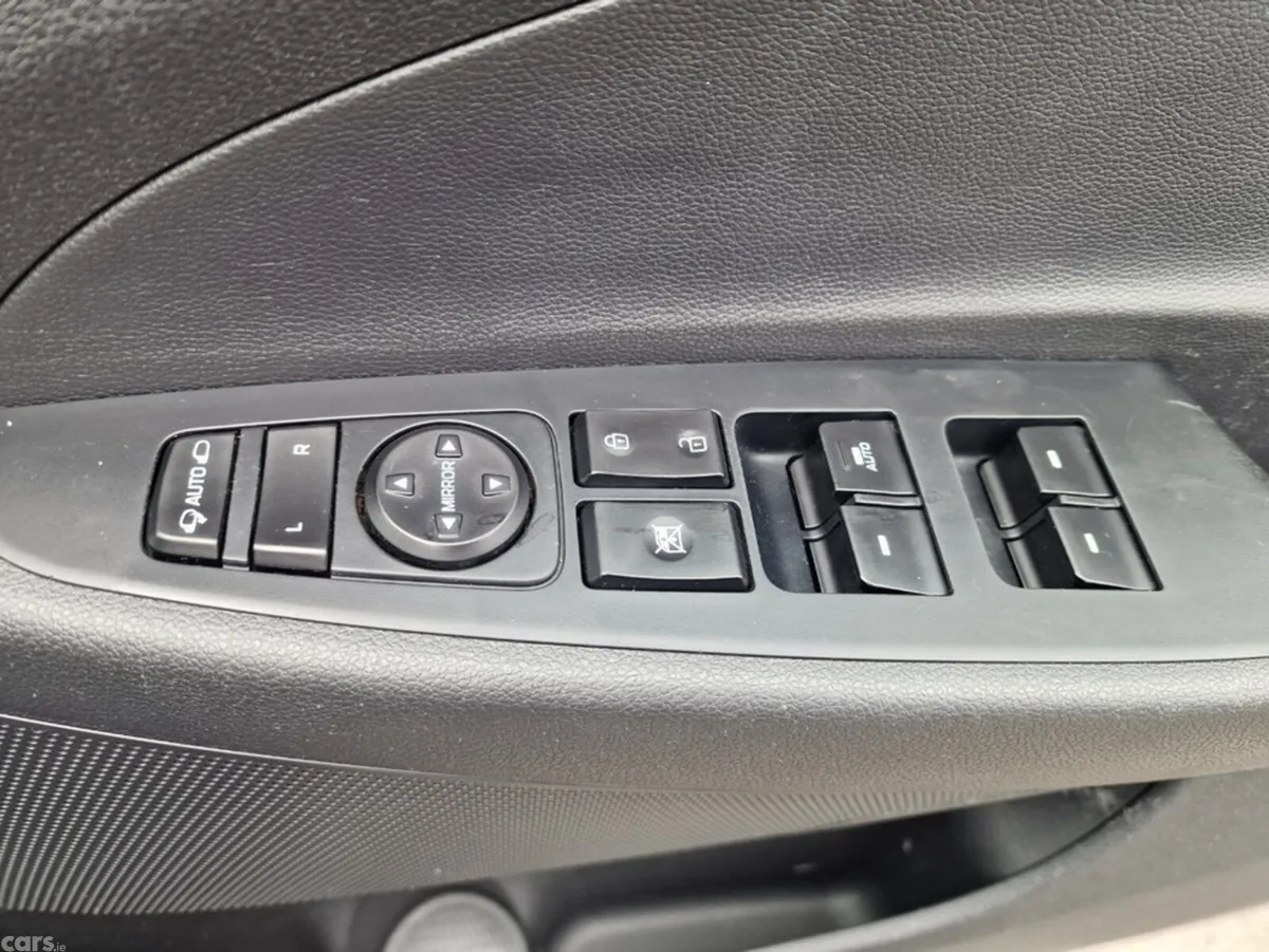 Hyundai Tucson SUV, Diesel, 2016, Blue