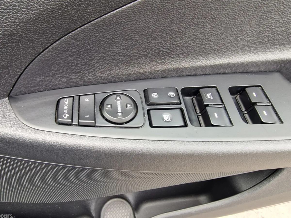 Hyundai Tucson SUV, Diesel, 2018, Brown
