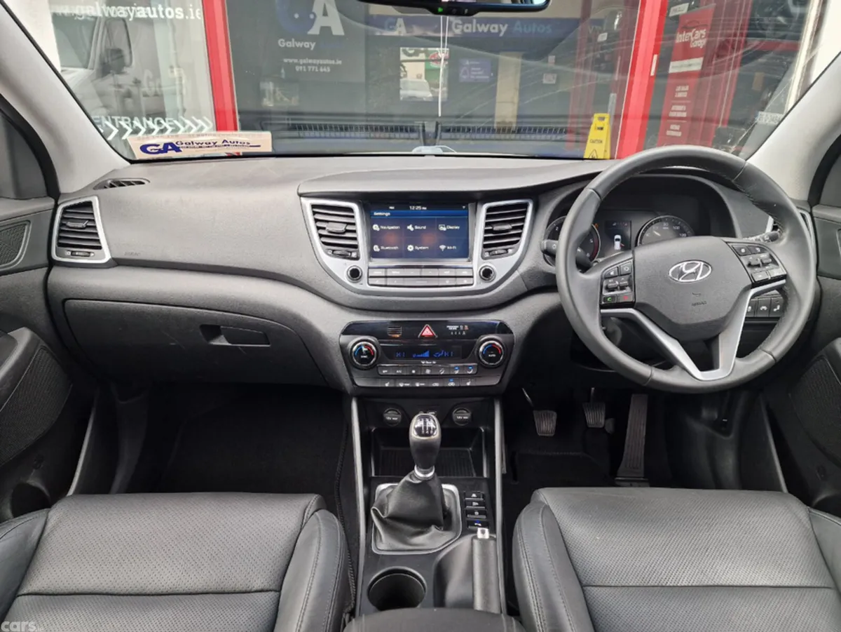 Hyundai Tucson SUV, Diesel, 2016, Blue
