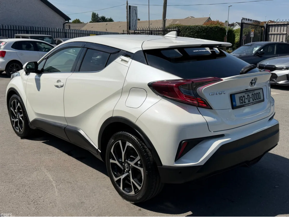 Toyota C-HR Hatchback, Petrol Hybrid, 2019, White