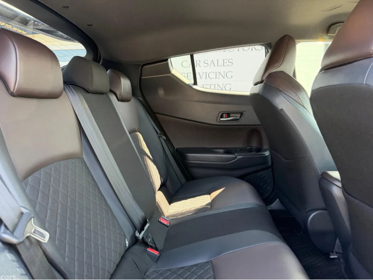 Toyota C-HR Hatchback, Petrol Hybrid, 2019, White