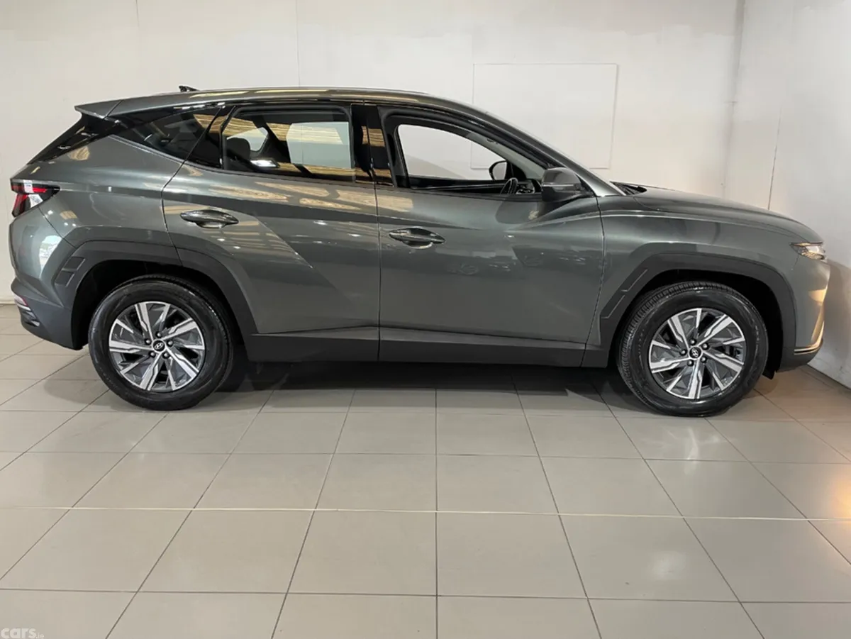 Hyundai Tucson MPV, Diesel, 2022, Grey