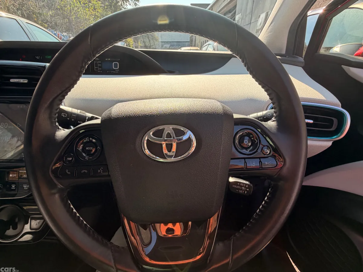Toyota Prius Hatchback, Petrol Hybrid, 2019, Red