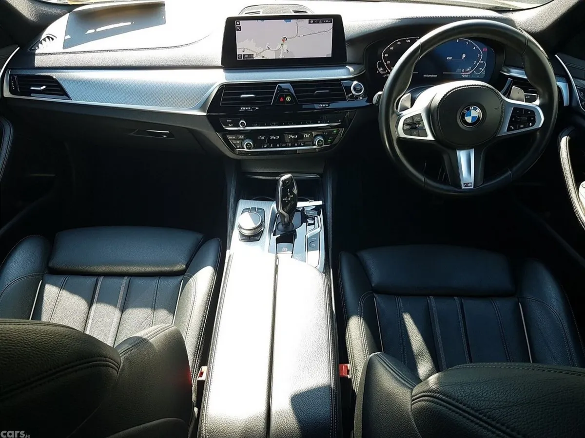 BMW 5-Series Saloon, Petrol Plug-in Hybrid, 2020, Black