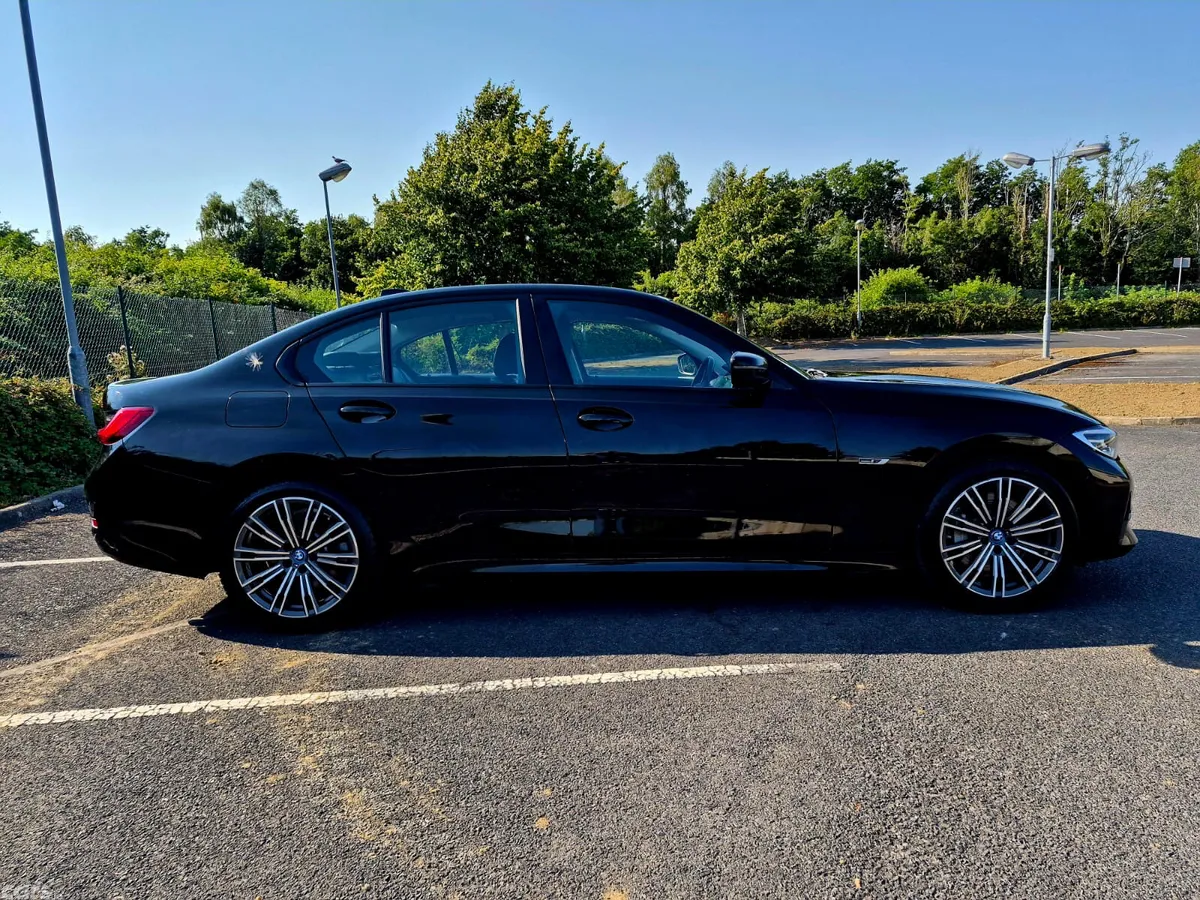BMW 3-Series Saloon, Petrol Plug-in Hybrid, 2022, Black