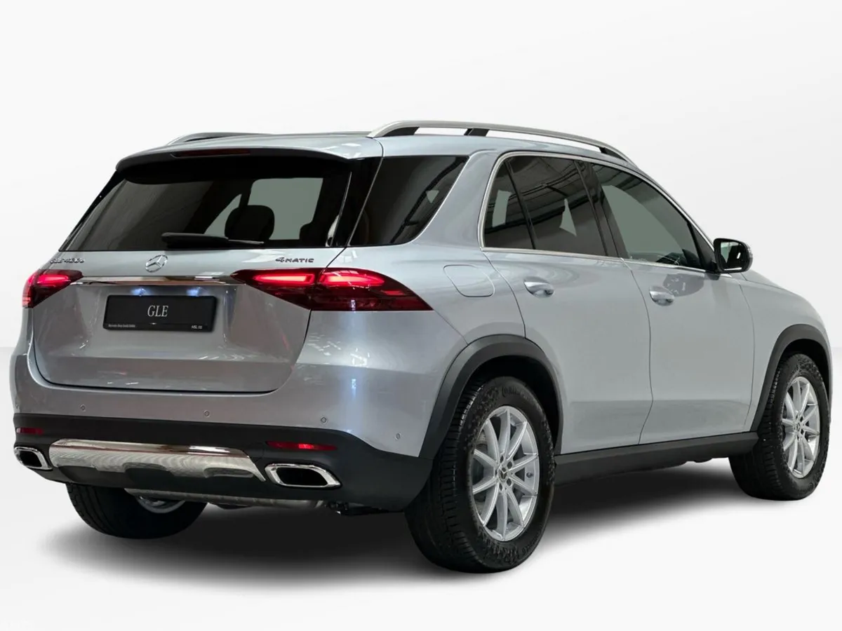 Mercedes-Benz GLE SUV, Petrol Plug-in Hybrid, 2026, Silver