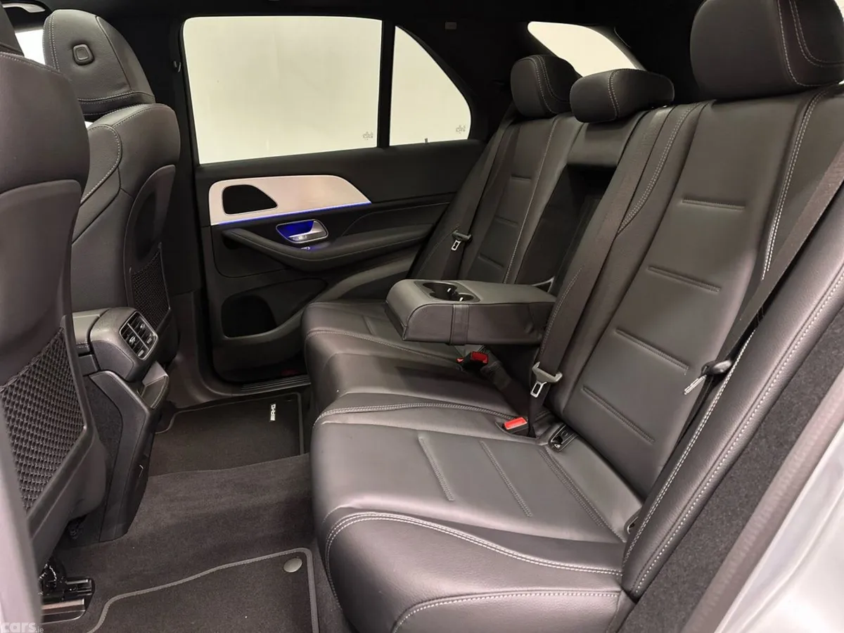 Mercedes-Benz GLE SUV, Petrol Plug-in Hybrid, 2026, Silver