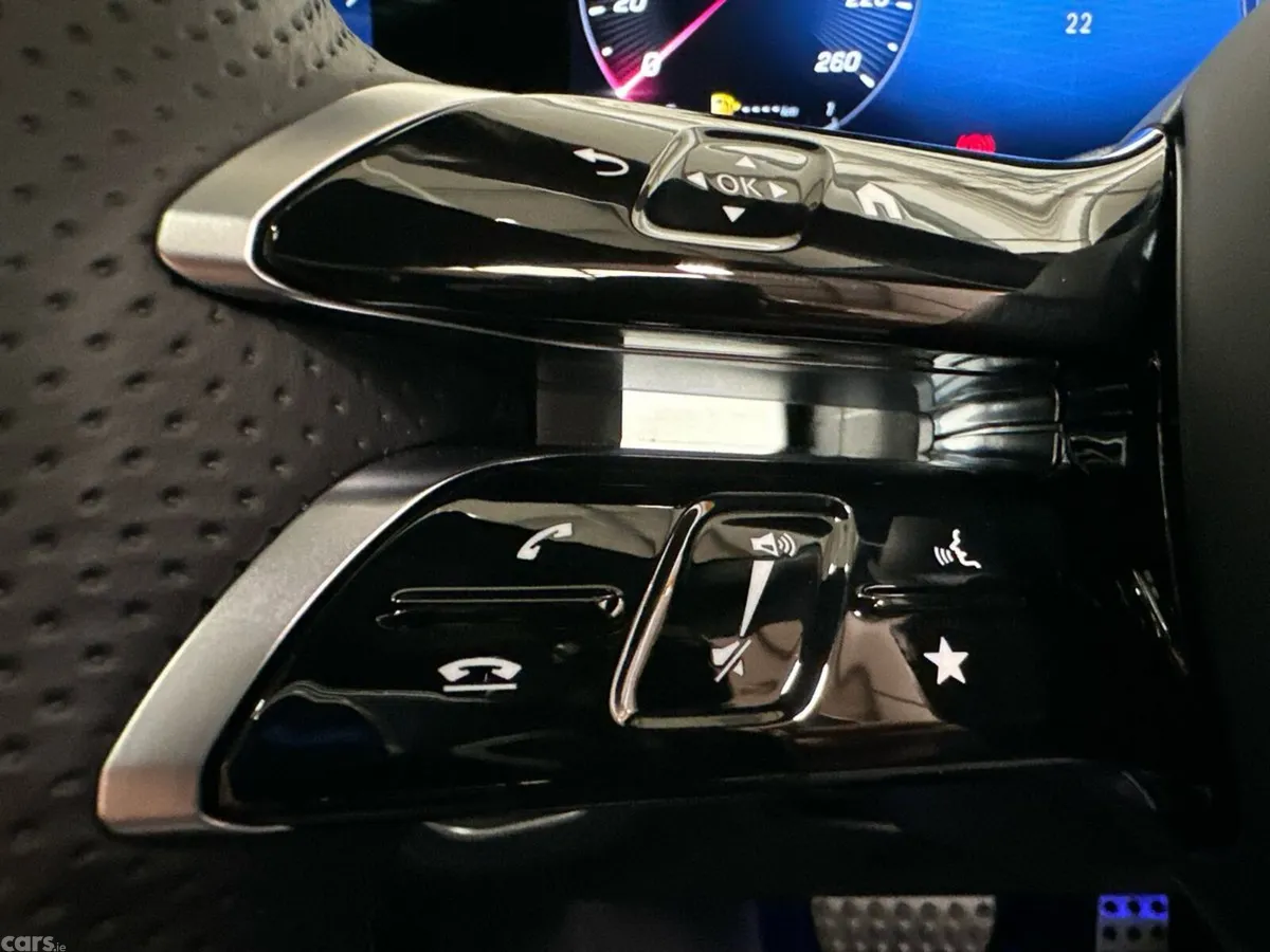 Mercedes-Benz GLE SUV, Petrol Plug-in Hybrid, 2026, Silver