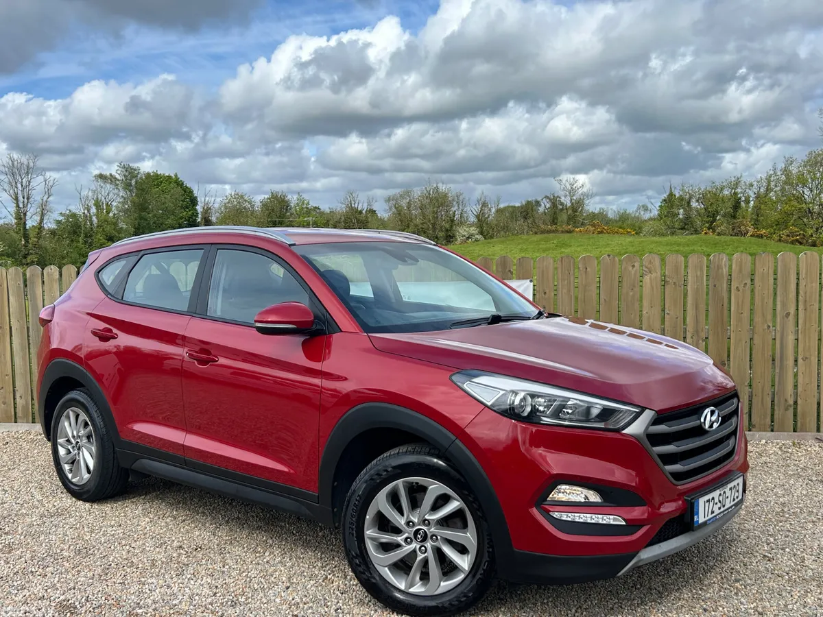 Hyundai Tucson SUV, Diesel, 2017, Red
