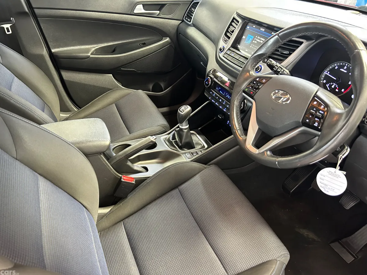 Hyundai Tucson SUV, Diesel, 2017, Red