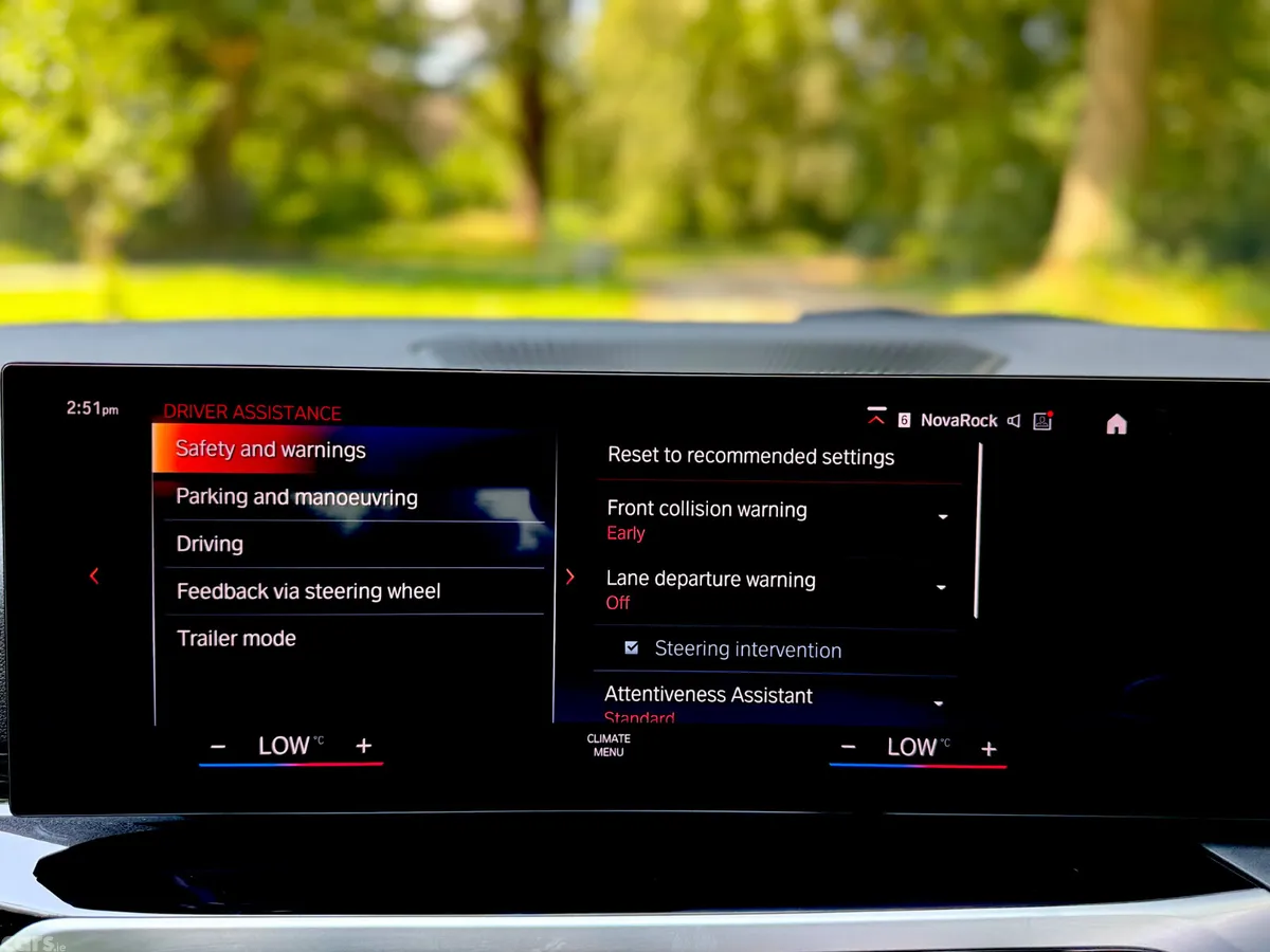 BMW 3-Series Estate/Jeep, Petrol Plug-in Hybrid, 2023, Black