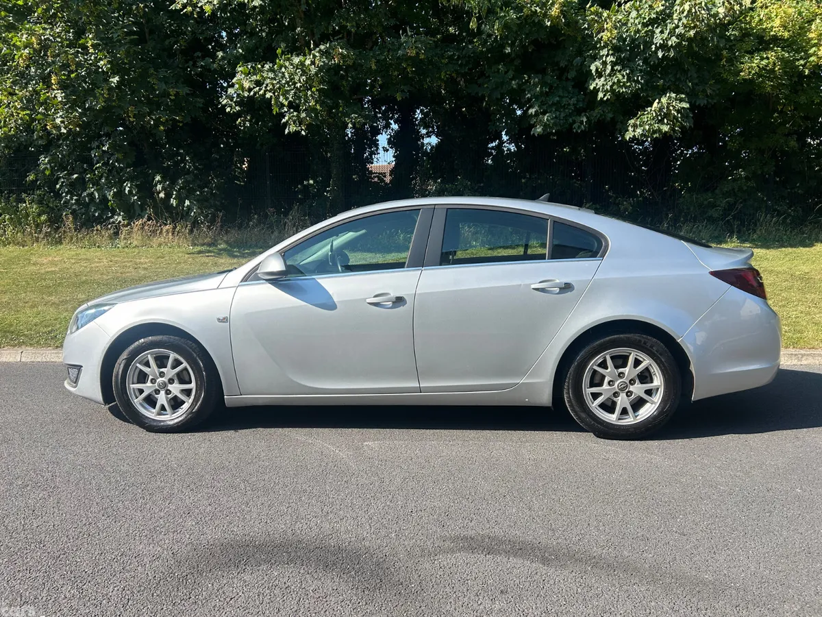 Opel Insignia Hatchback, Diesel, 2015, Silver