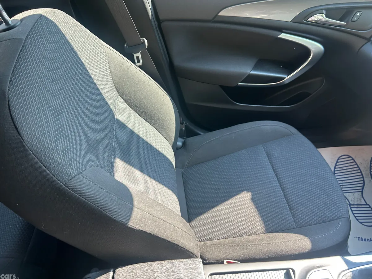 Opel Insignia Hatchback, Diesel, 2015, Silver