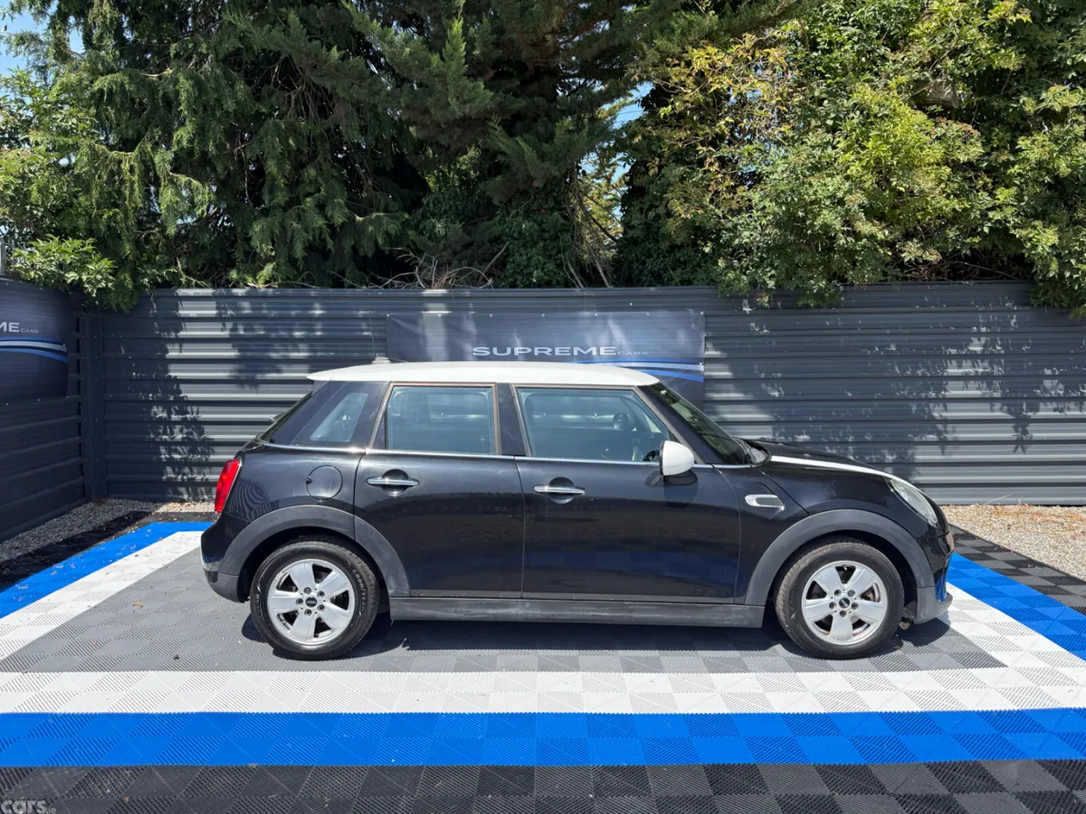 Mini Cooper Hatchback, Petrol, 2018, Black