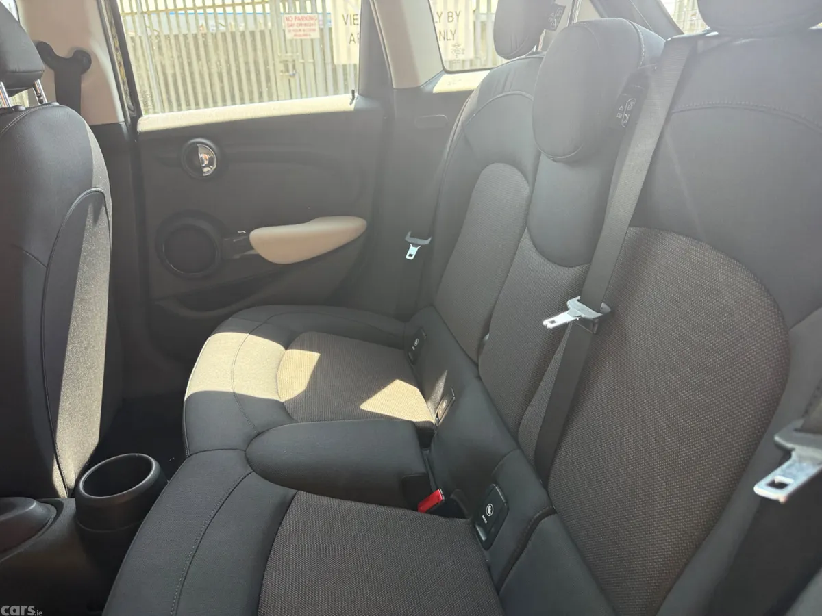Mini Cooper Hatchback, Petrol, 2018, Black