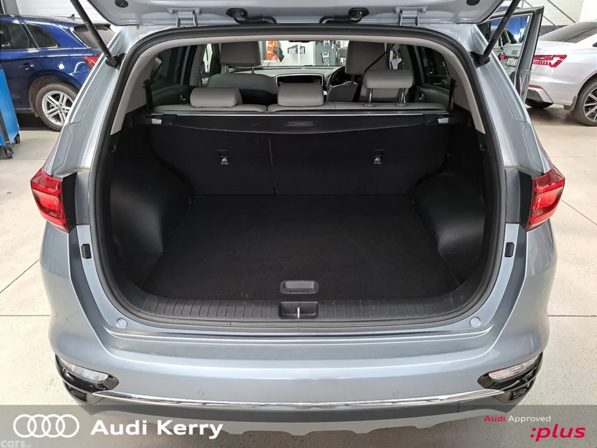 Kia Sportage MPV, Diesel Hybrid, 2021, Grey