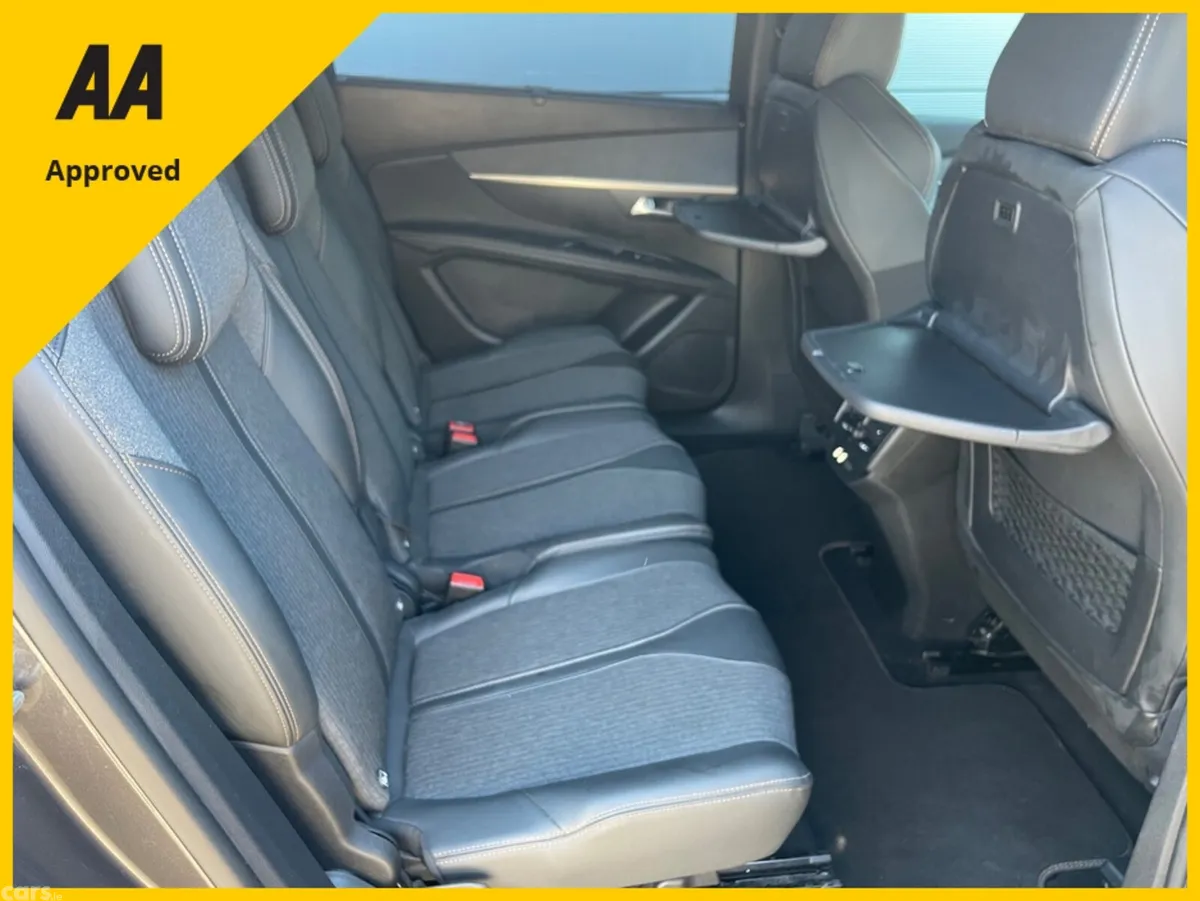 Peugeot 5008 MPV, Diesel, 2019, Grey