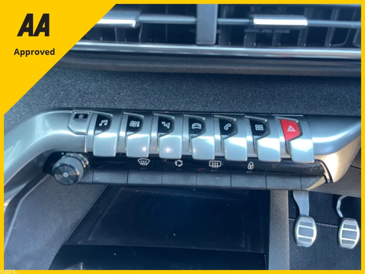 Peugeot 5008 MPV, Diesel, 2019, Grey
