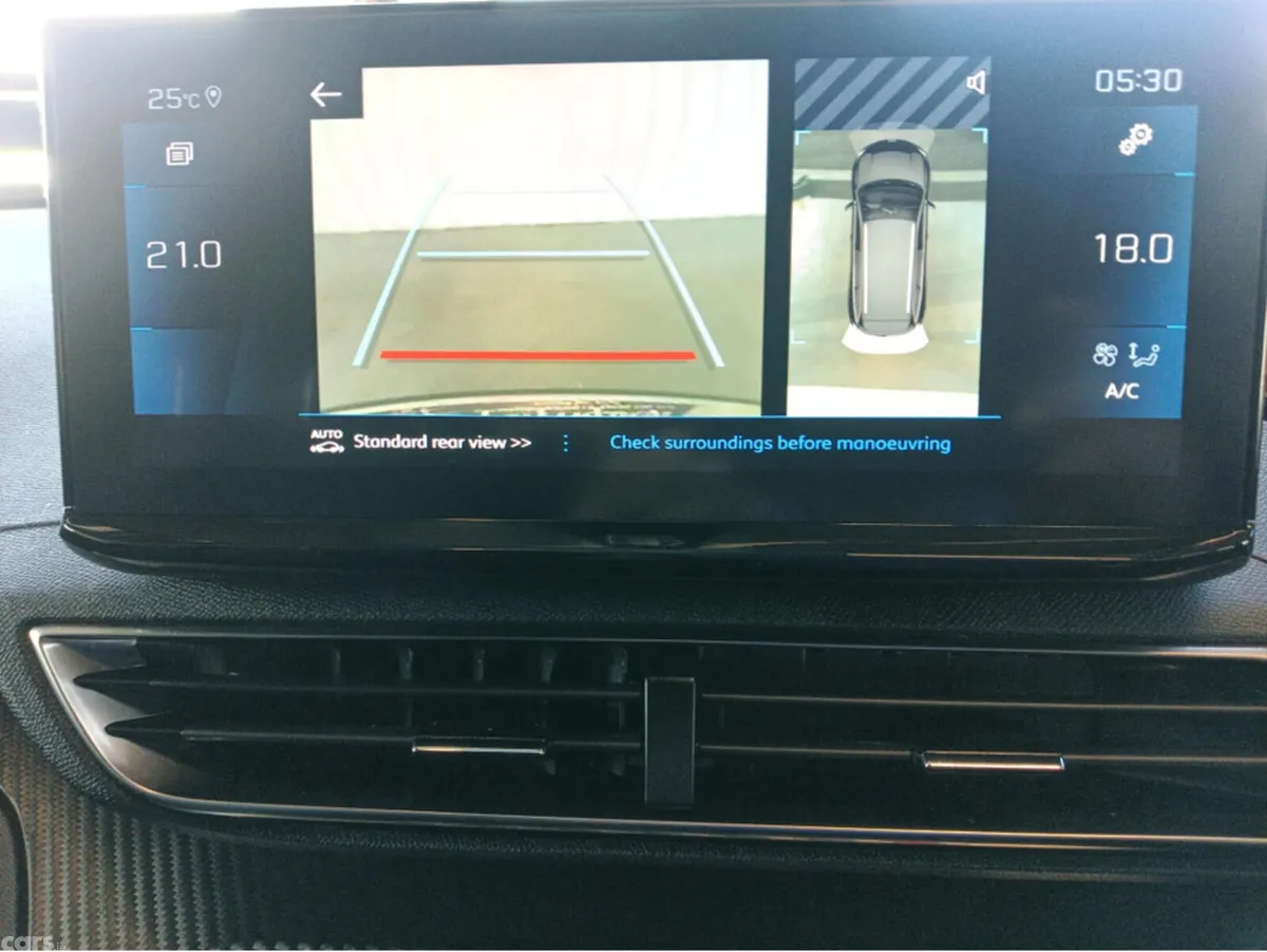 Peugeot 5008 MPV, Diesel, 2024, Grey