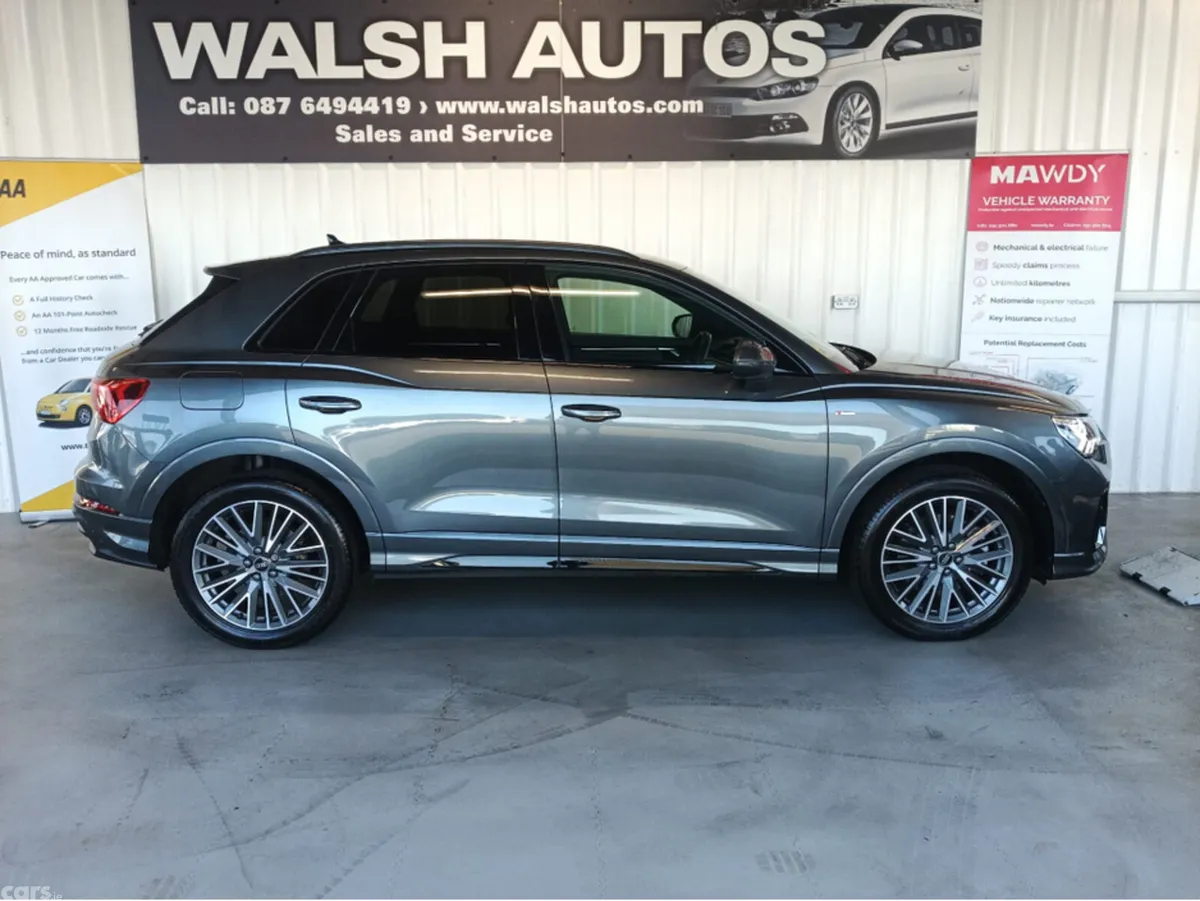 Audi Q3 SUV, Petrol Plug-in Hybrid, 2023, Grey