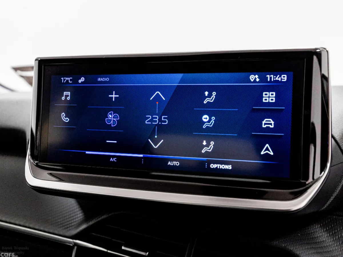 Peugeot 208 Hatchback, Petrol, 2025, Red