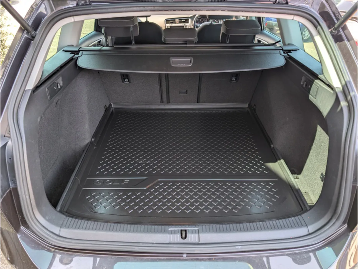 Volkswagen Golf Estate, Petrol, 2015, Grey