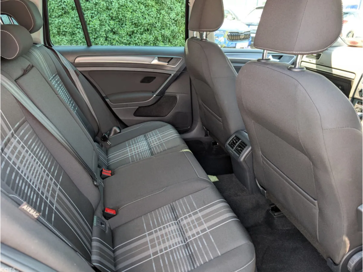 Volkswagen Golf Estate, Petrol, 2015, Grey