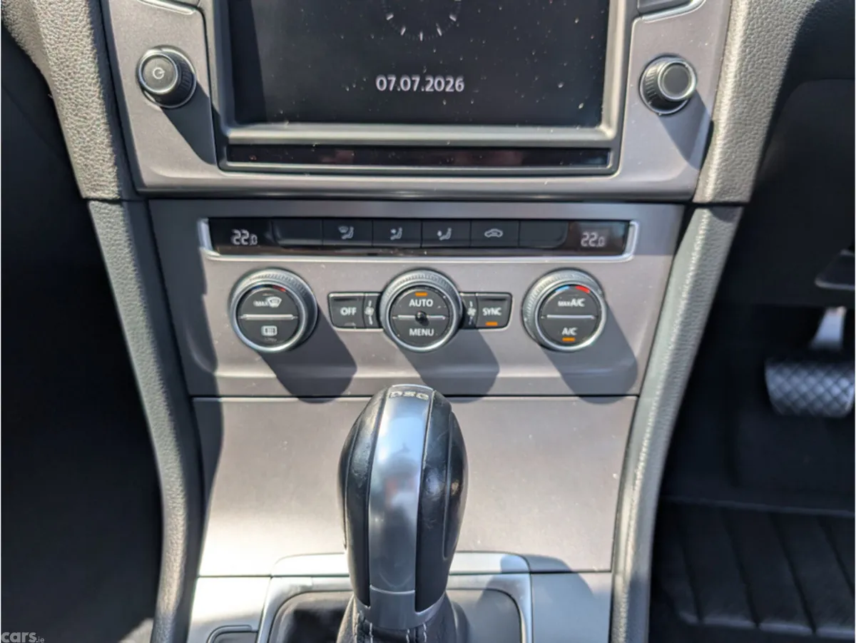 Volkswagen Golf Estate, Petrol, 2015, Grey