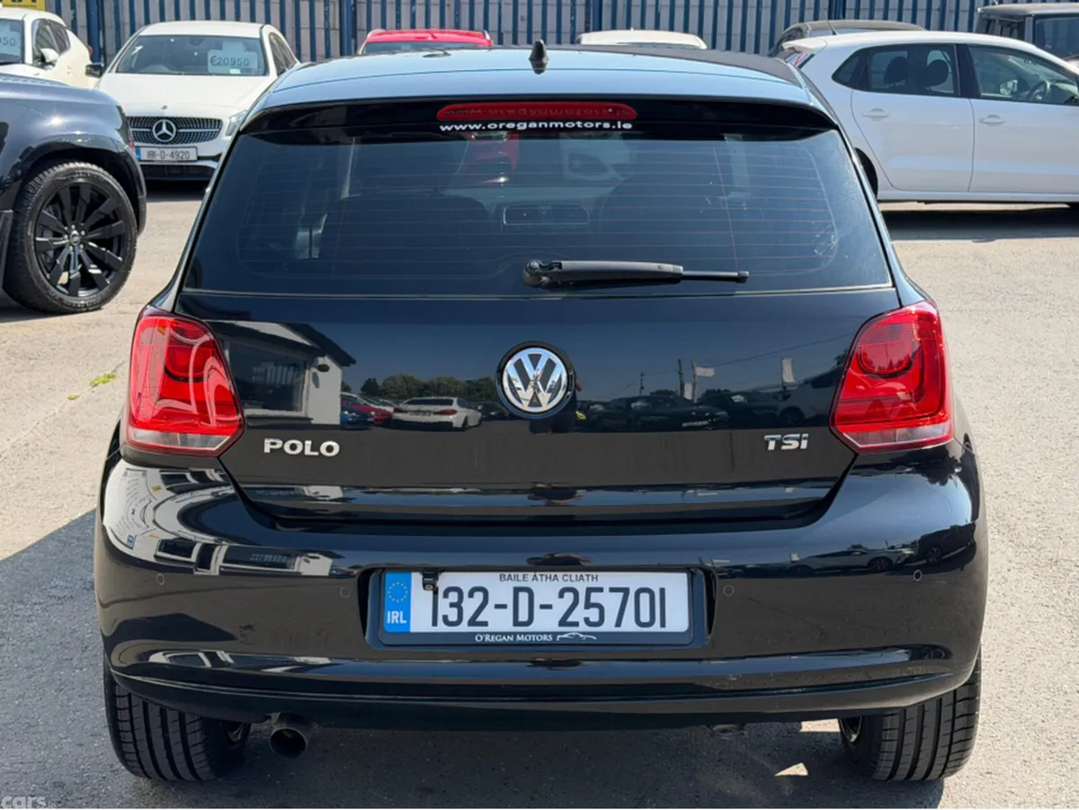 Volkswagen Polo Hatchback, Petrol, 2013, Black