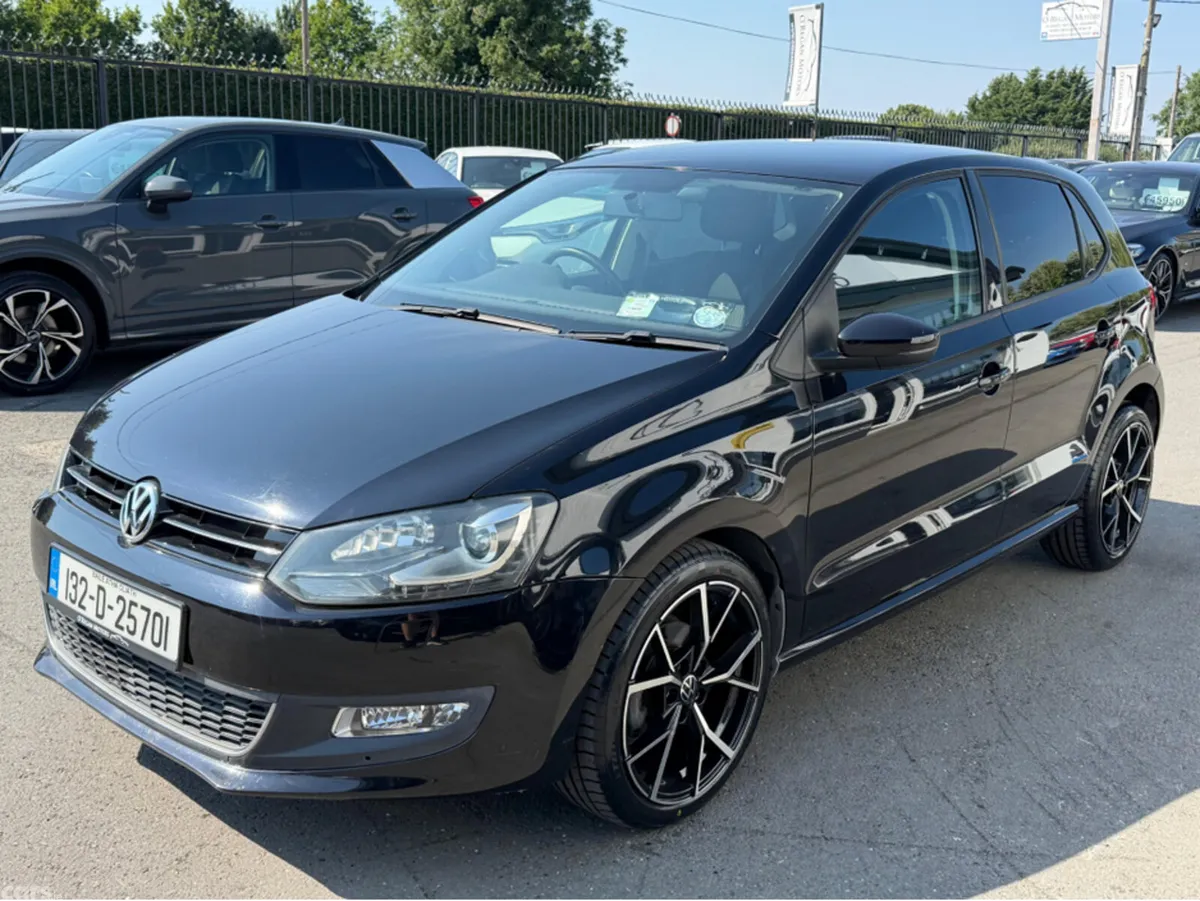 Volkswagen Polo Hatchback, Petrol, 2013, Black