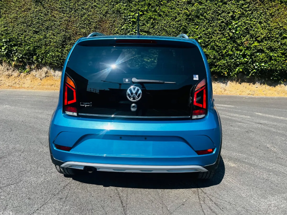 Volkswagen up! Hatchback, Petrol, 2017, Blue