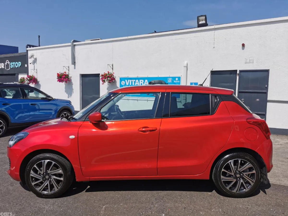 Suzuki Swift Hatchback, Petrol, 2024, Red