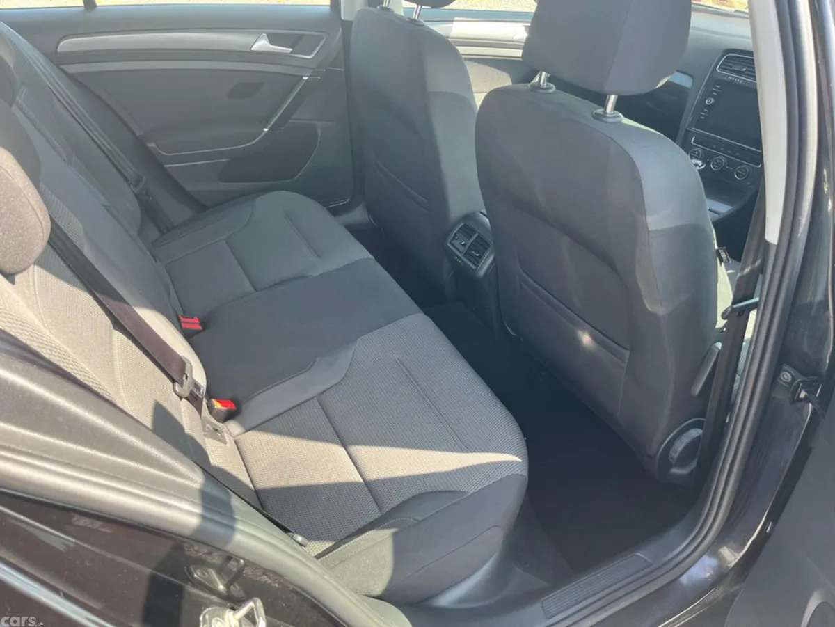 Volkswagen Golf Hatchback, Diesel, 2018, Black