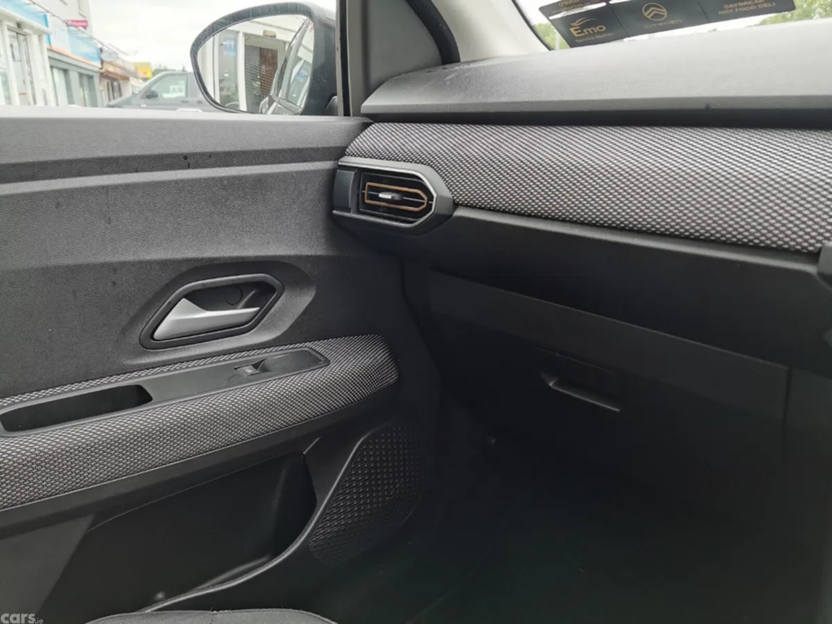 Dacia Sandero Stepway Hatchback, Petrol, 2025, Black