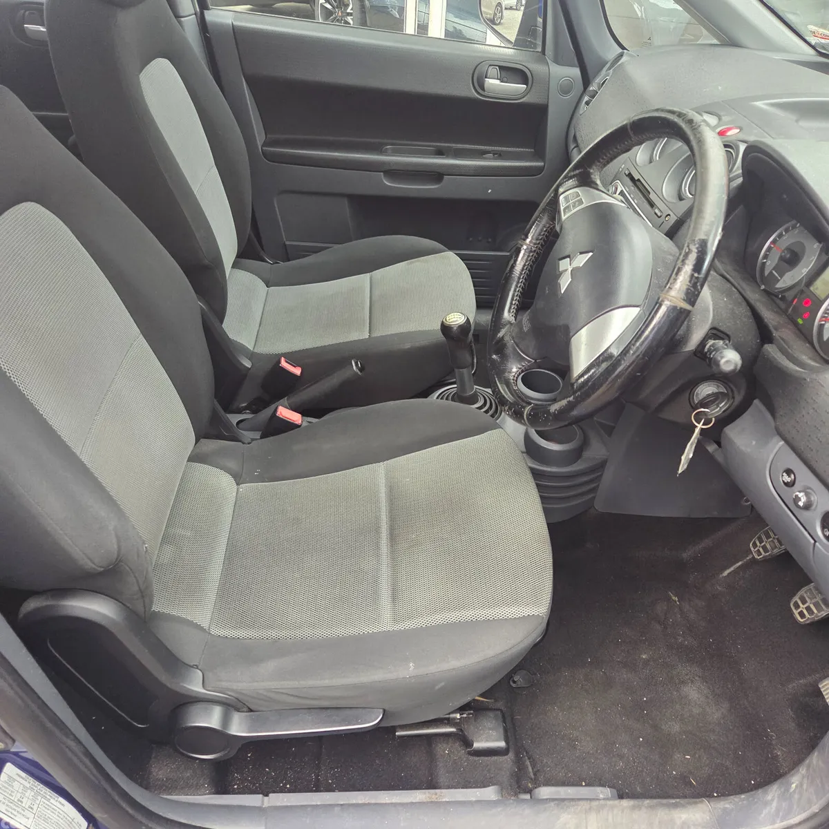 Mitsubishi Colt Hatchback, Petrol, 2012, Blue