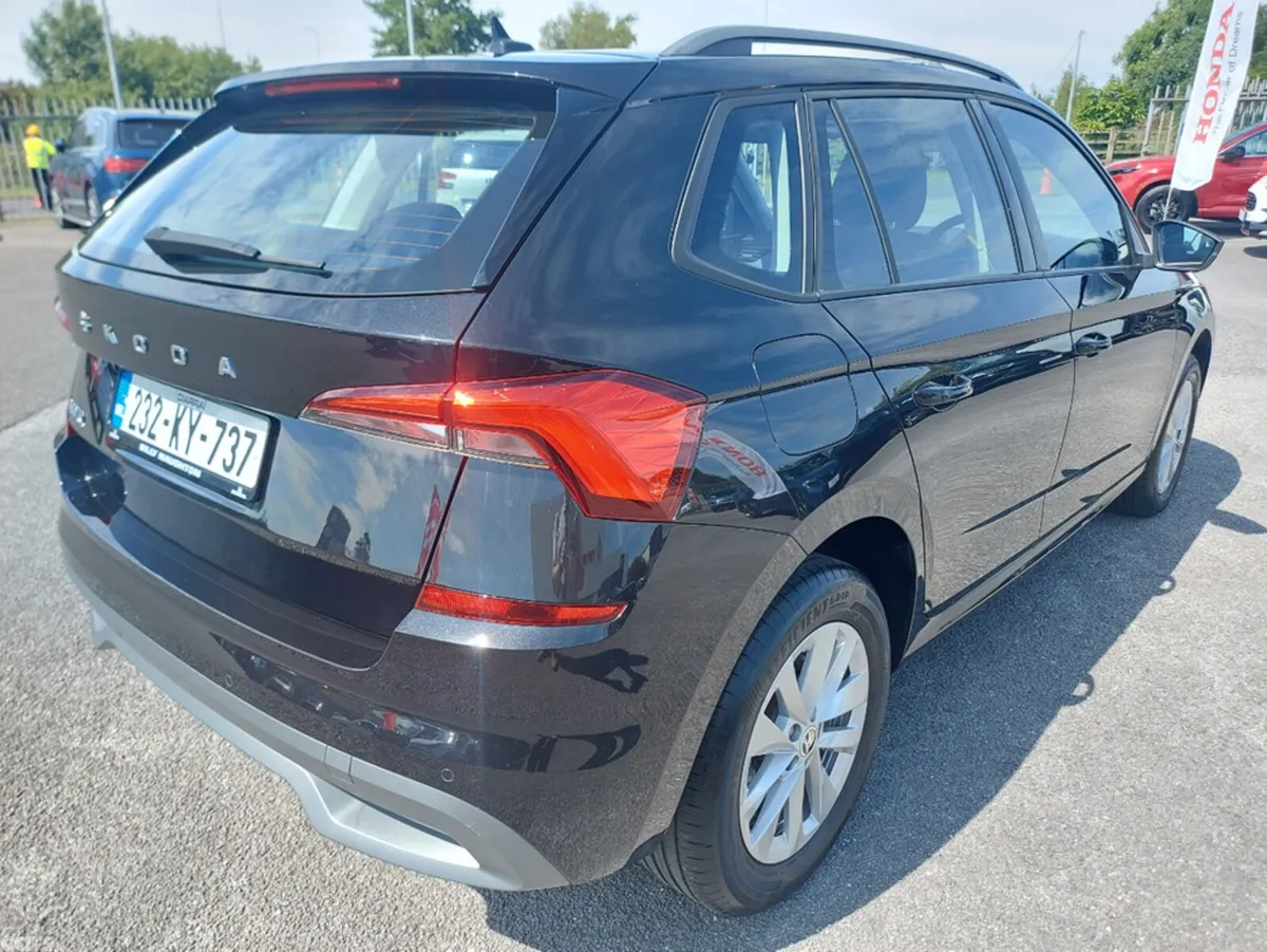 Skoda Kamiq Hatchback, Petrol, 2023, Black