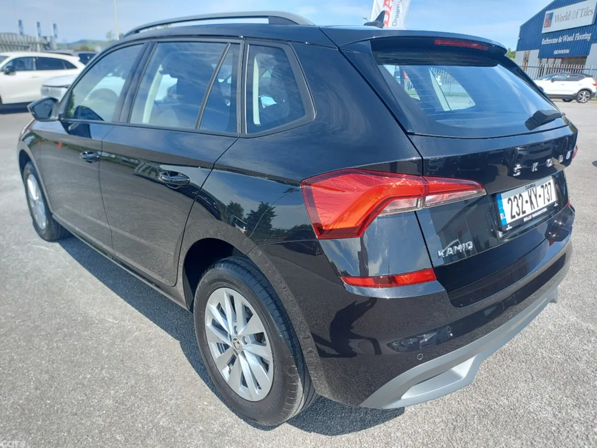 Skoda Kamiq Hatchback, Petrol, 2023, Black