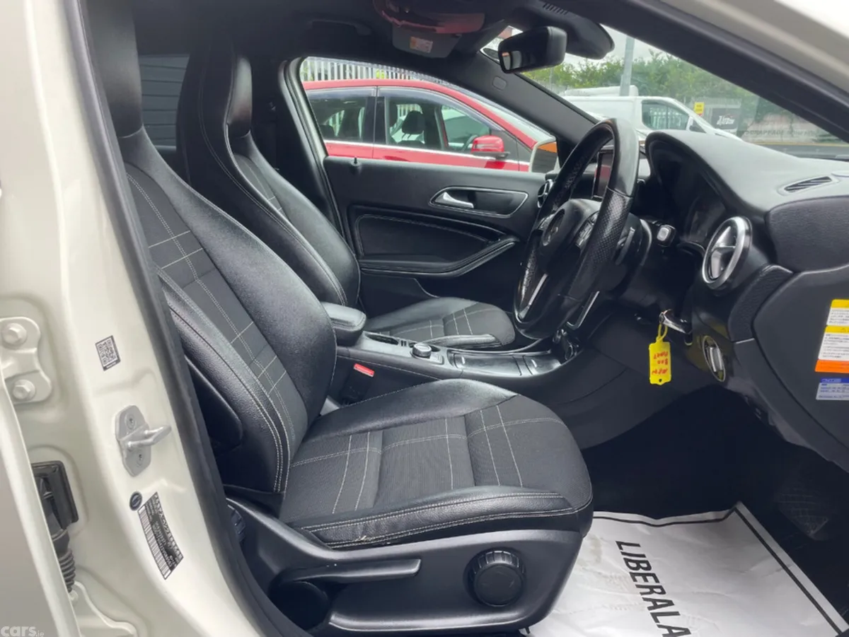 Mercedes-Benz A-Class Hatchback, Petrol, 2015, White