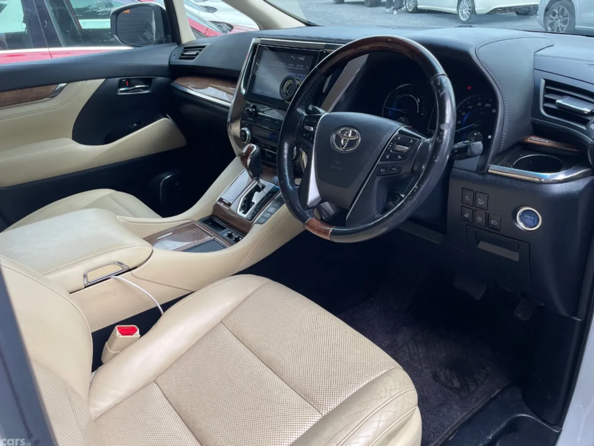 Toyota Alphard MPV, Petrol Hybrid, 2015, White