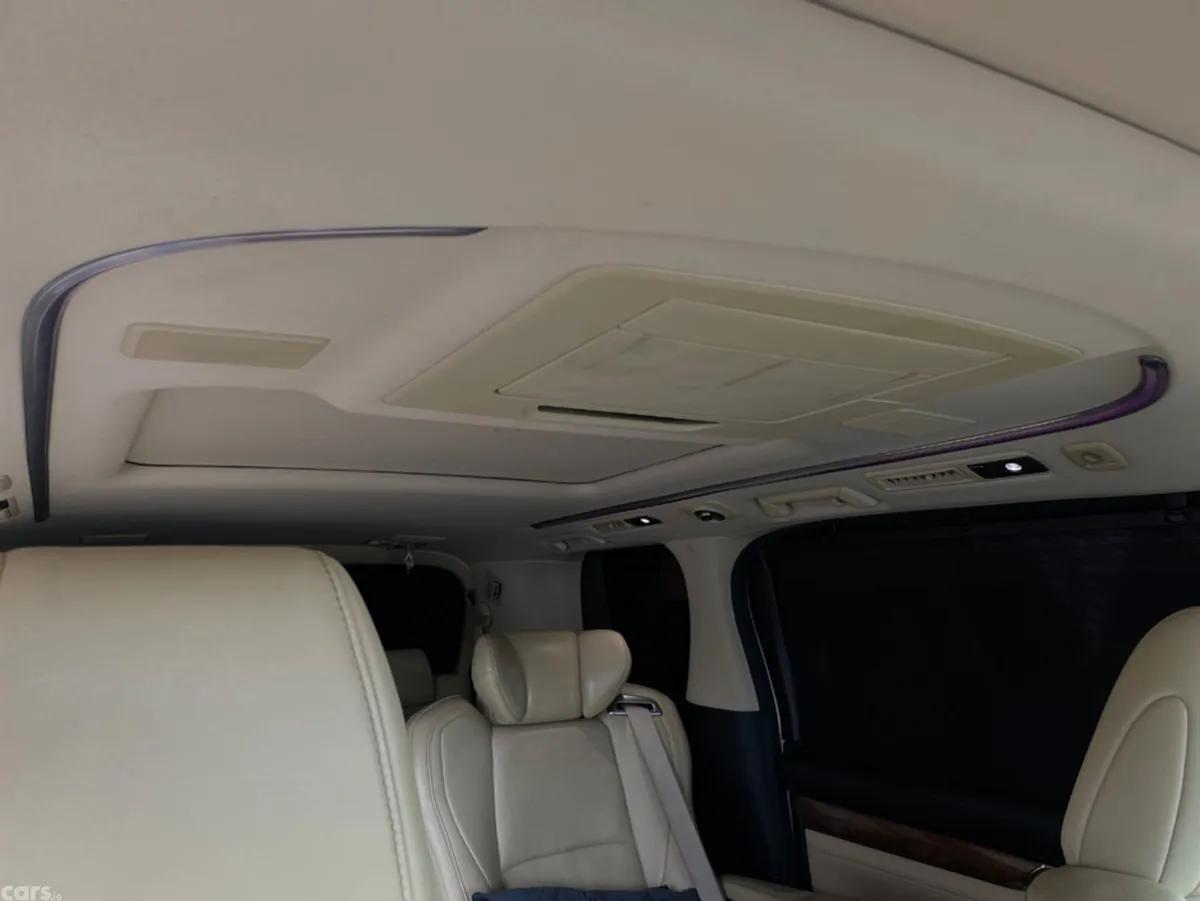 Toyota Alphard MPV, Petrol Hybrid, 2015, White