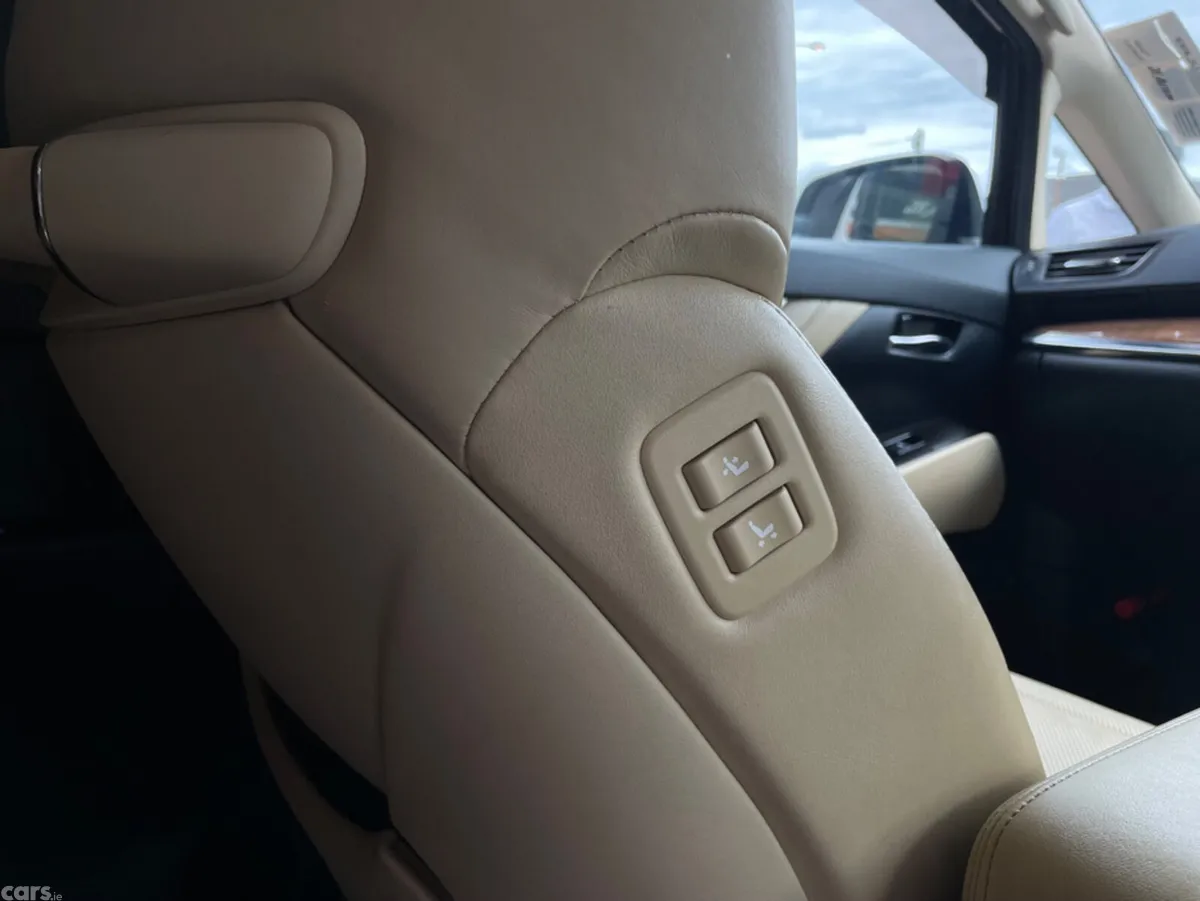 Toyota Alphard MPV, Petrol Hybrid, 2015, White