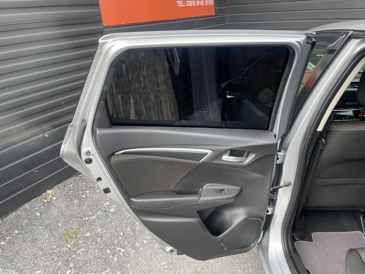 Honda Fit Hatchback, Petrol Hybrid, 2017, Silver