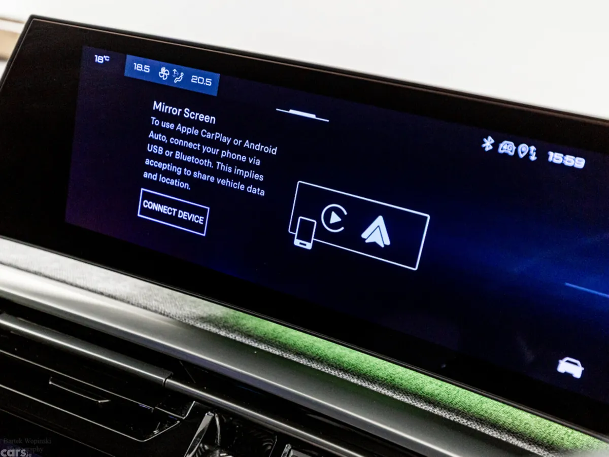 Peugeot 5008 SUV, Petrol Hybrid, 2025, White