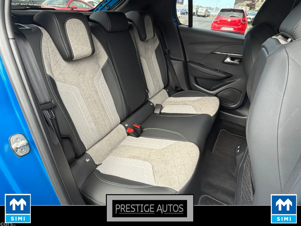 Peugeot 208 Hatchback, Petrol, 2021, Blue