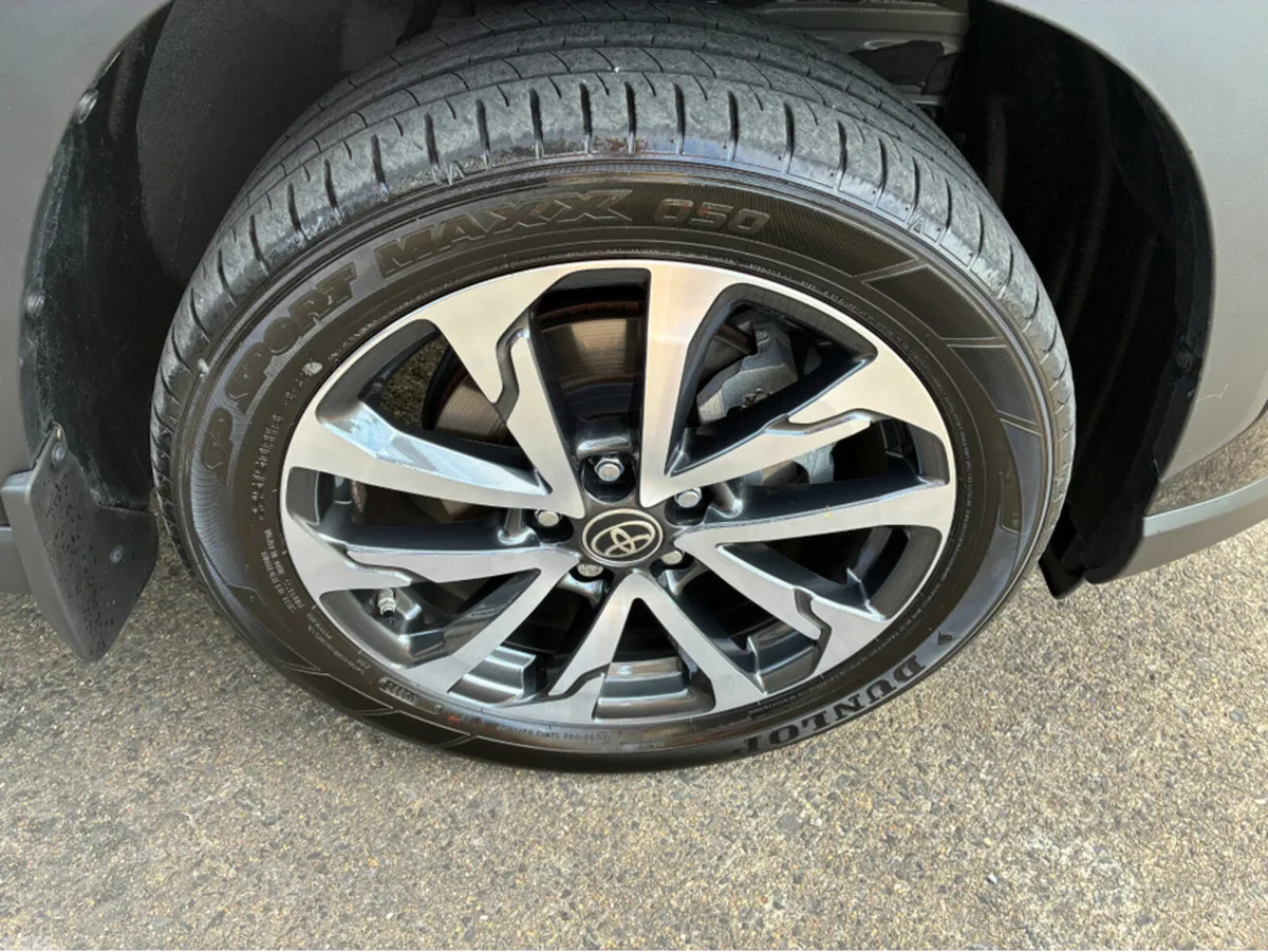 Toyota Corolla SUV, Petrol Hybrid, 2025, Black