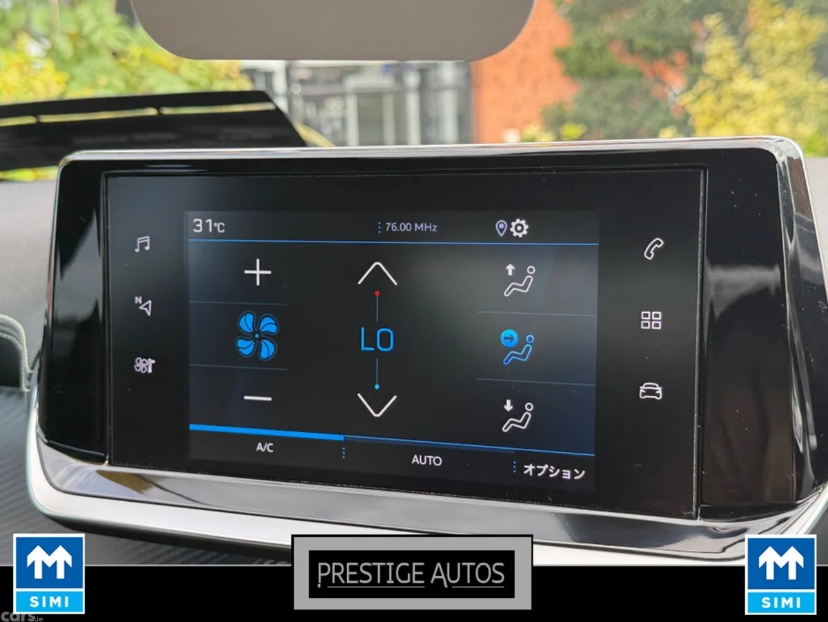 Peugeot 208 Hatchback, Petrol, 2021, Blue
