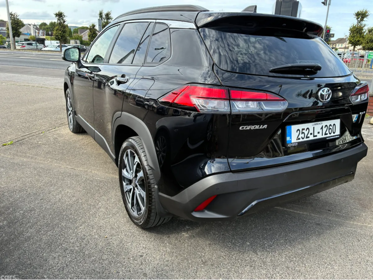 Toyota Corolla SUV, Petrol Hybrid, 2025, Black