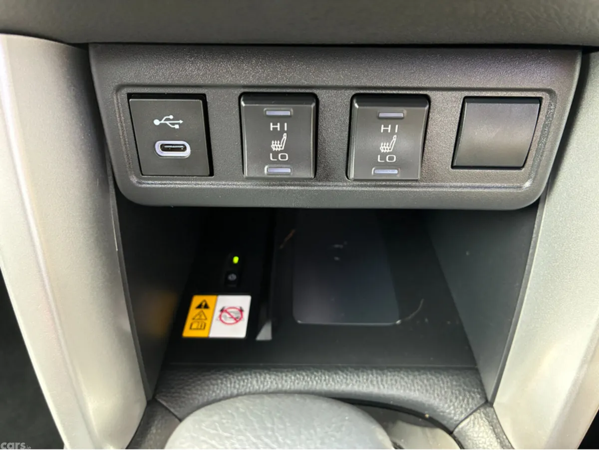 Toyota Corolla SUV, Petrol Hybrid, 2025, Black