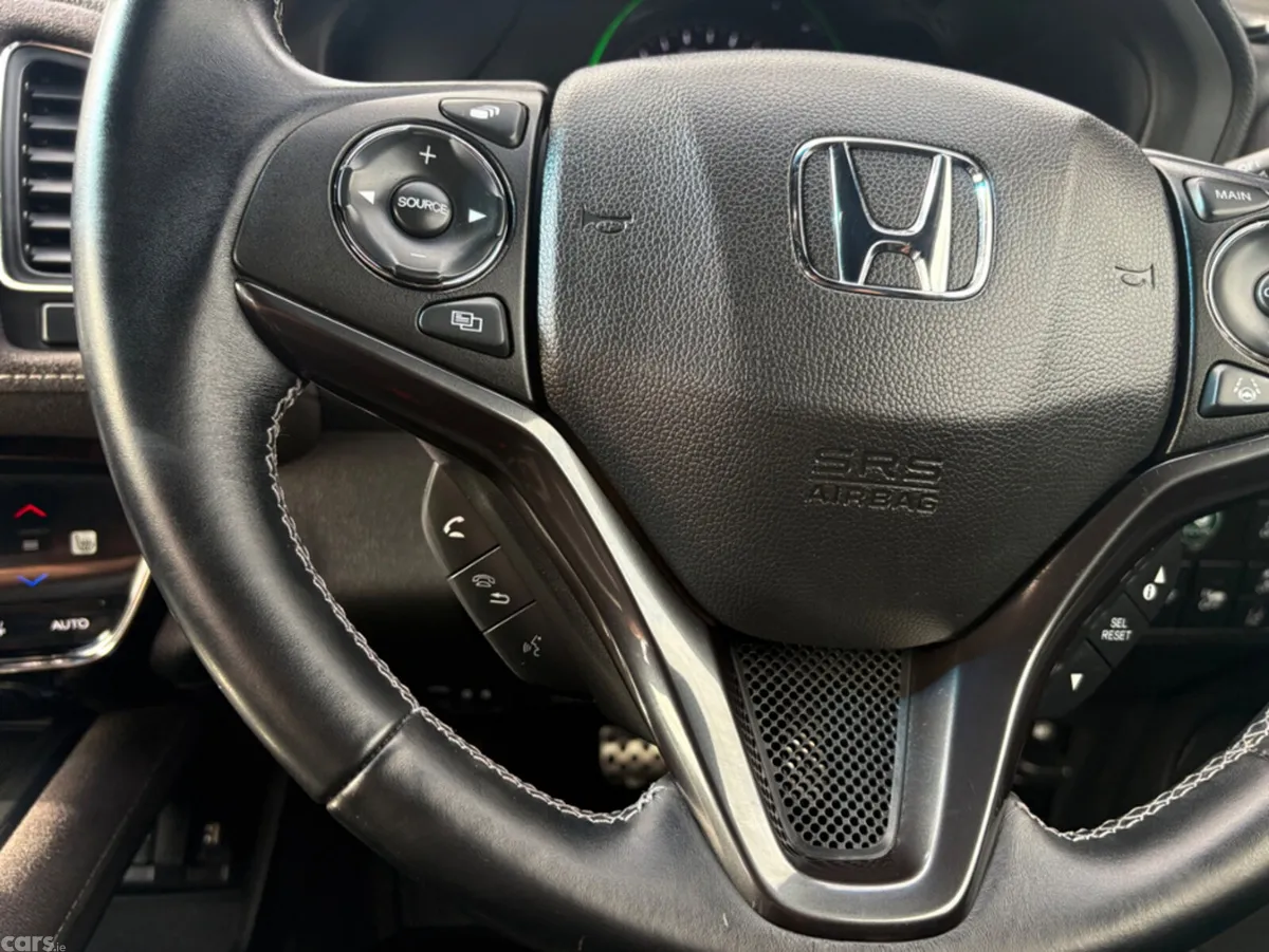 Honda Vezel MPV, Petrol Hybrid, 2018, Black