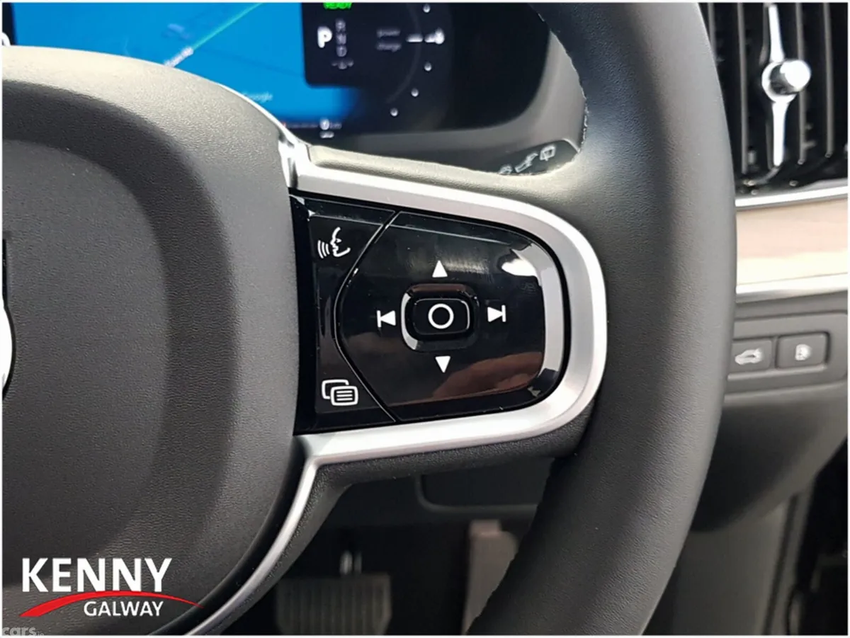 Volvo XC90 Estate, Petrol Hybrid, 2026, Black